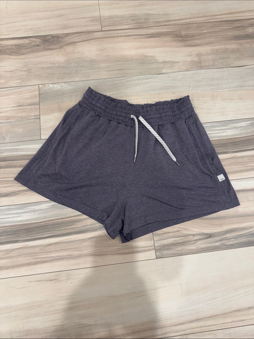 Vuori Women's Halo Performance Shorts in Heather Purple | Size Medium | NWOT